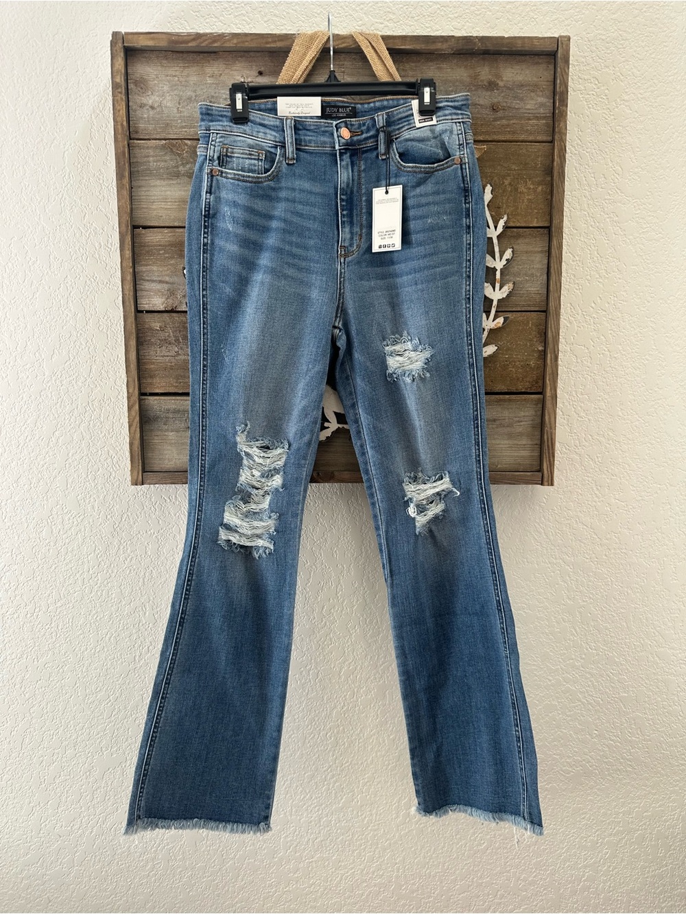 Judy Blue High waist Distressed Blue Women’s Bootcut Jeans size 11/30 NWT